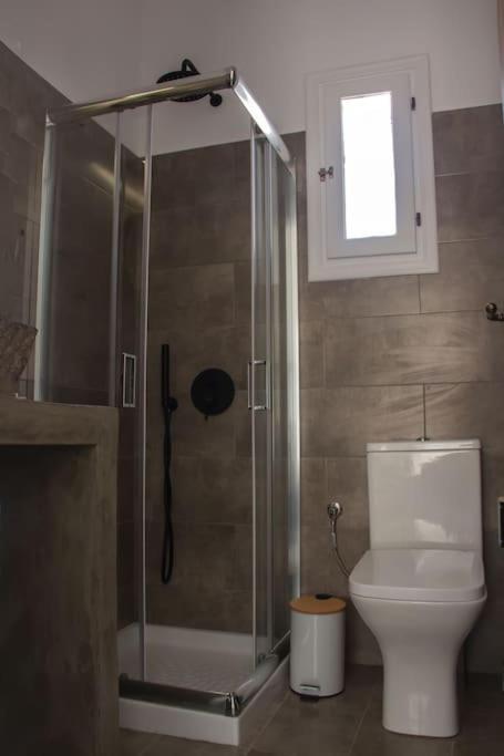 Arco Cοzy Loft Lägenhet Ermoupoli Exteriör bild